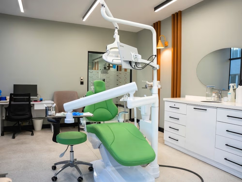 Dental clinic image 25